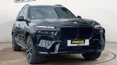 Carbonschwarz metallic Gebraucht 2023 BMW X7 M Sport SUV | 88.770 € (Fairer Preis)