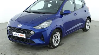 Gebraucht Hyundai i10 Trend 84 PS (61 kW) 2022 Blau Kleinwagen