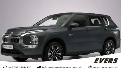 Neu Mitsubishi Outlander P-HEV Plus 136 PS (100 kW) 2026 Grau SUV
