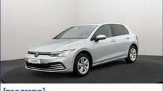 Gebraucht 2024 VW Golf VIII Life Limousine | 24.255 € (Guter Preis)