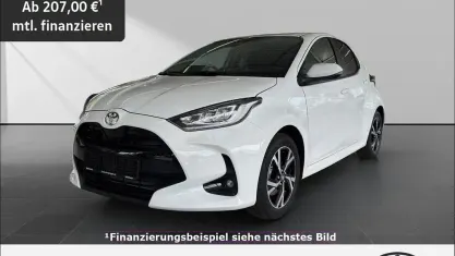 Neu Toyota Yaris Hybrid Comfort 116 PS (85 kW) 2026 Schneeweiß Kleinwagen