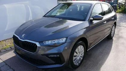 Stahlgrau Neu 2025 Skoda Scala Selection Kleinwagen | 24.390 € (Superpreis)