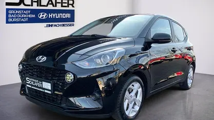 Gebraucht Hyundai i10 Edition 30 67 PS (49 kW) 2022 Schwarz Kleinwagen