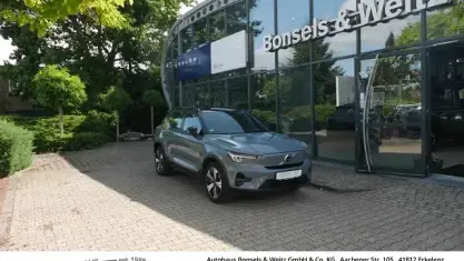 Gebraucht Volvo XC40 Core 300 kW (408 PS) 2022 Grau metallic SUV