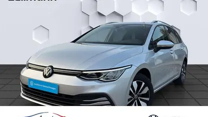 Silber Gebraucht 2024 VW Golf VIII Life Kombi | 22.885 € (Guter Preis)