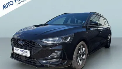 Agate black metallic Gebraucht 2024 Ford Focus ST-Line X Kombi | 24.850 € (Fairer Preis)