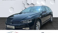 Deep black perleffekt Gebraucht 2022 VW Passat Business Kombi | 24.833 € (Fairer Preis)