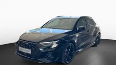 Mythosschwarz metallic Gebraucht 2024 Audi RS3 Sportback Ambiente Kleinwagen | 58.990 € (Fairer Preis)