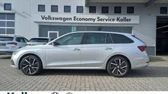 Silber Gebraucht 2021 Skoda Octavia Sport Kombi | 24.970 € (Fairer Preis)