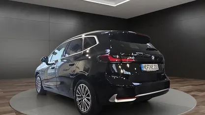 Gebraucht BMW 216 Active Tourer Luxury Line 122 PS (89 kW) 2025 Van / Kleinbus