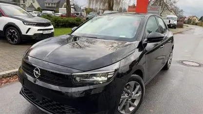 Schwarz Gebraucht 2024 Opel Corsa Limousine | 19.500 € (Fairer Preis)