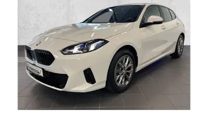 Usata BMW 120 Sport Line 170 CV (125 kW) 2025 Bianco Utilitaria