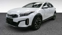 Carraraweiß (wd) Gebraucht 2024 Kia XCeed Spirit SUV | 24.750 € (Superpreis)