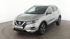 Grau Gebraucht 2019 Nissan Qashqai N-Connecta SUV | 18.130 € (Fairer Preis)
