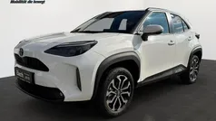 Schneeweiss Neu 2025 Toyota Yaris Cross SUV | 31.580 € (Etwas zu teuer)