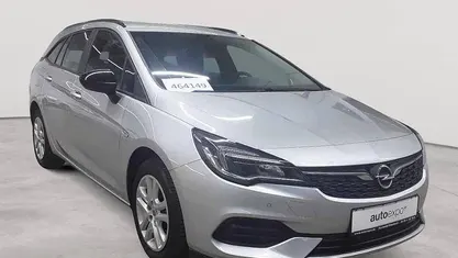 Argonsilber metallic Gebraucht 2021 Opel Astra Edition Kombi | 13.790 € (Superpreis)