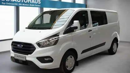 Gebraucht Ford Transit Custom Trend 131 PS (96 kW) 2023 Weiß Van