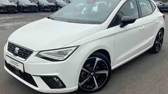 Weiß Gebraucht 2023 Seat Ibiza FR Limousine | 20.950 € (Fairer Preis)