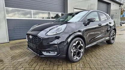 Agate black metallic Neu 2025 Ford Puma Premium SUV | 27.490 € (Fairer Preis)