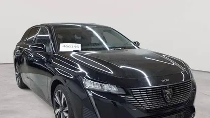 Gebraucht Peugeot 308 SW Allure 131 PS (96 kW) 2023 Perla nera schwarz metallic Kombi