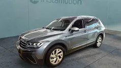 Grau Gebraucht 2024 VW Tiguan Allspace Life SUV | 37.690 € (Fairer Preis)