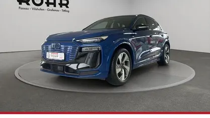 Ascariblaumetallic Gebraucht 2025 Audi Q6 e-tron Ambiente SUV | 74.360 € (Fairer Preis)