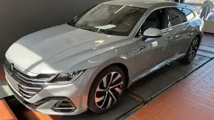 Gebraucht VW Arteon R-line 140 PS (102 kW) 2023 Grau Kombi