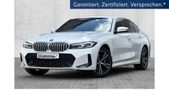 Weiß Gebraucht 2024 BMW 330e M Sport Limousine | 42.780 € (Fairer Preis)