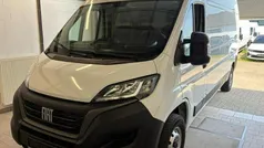 Weiß Gebraucht 2023 Fiat Ducato Van | 33.990 € (Fairer Preis)
