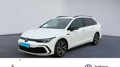 Weiß Gebraucht 2024 VW Golf VIII R-line Kombi | 38.840 € (Fairer Preis)