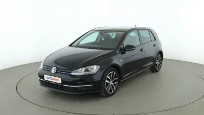 Gebraucht VW Golf VII IQ Drive 131 PS (96 kW) 2019 Schwarz Limousine