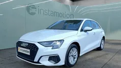 Weiß Gebraucht 2022 Audi A3 Sportback e-tron Limousine | 21.380 € (Fairer Preis)