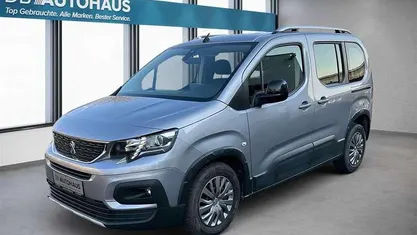Gebraucht Peugeot Rifter Allure 102 PS (75 kW) 2022 Van / Kleinbus