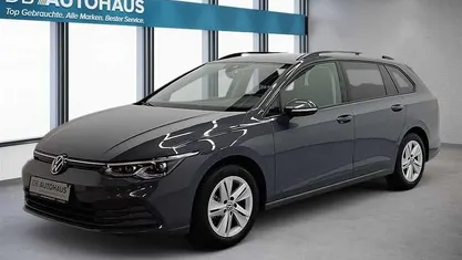 Gebraucht VW Golf VIII Life 150 PS (110 kW) 2024 Grau Kombi