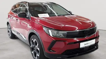 Gebraucht Opel Grandland X GS Line 131 PS (96 kW) 2023 Rubin rot metallic SUV