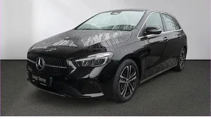 Gebraucht Mercedes B200 Progressive 163 PS (119 kW) 2025 Van / Kleinbus