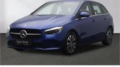 Blau Gebraucht 2024 Mercedes B200 Van / Kleinbus | 30.480 € (Guter Preis)