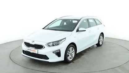 Weiß Gebraucht 2021 Kia Ceed Vision Kleinwagen | 18.790 € (Fairer Preis)