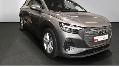 Gebraucht Audi Q4 e-tron Comfort 125 kW (170 PS) 2023 Taifungrau metallic SUV