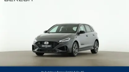 Neu Hyundai i30 N Line 150 PS (110 kW) 2026 Grau Limousine