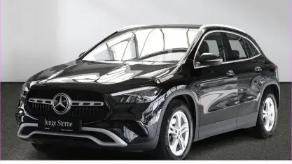 Second-hand Mercedes GLA200 163 CP (119 kW) 2024 Negru SUV