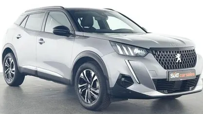 Gebraucht Peugeot 2008 GT 131 PS (96 kW) 2022 Grau SUV