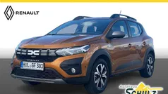 Taklamakanorange metallic Gebraucht 2023 Dacia Sandero Expression Kleinwagen | 15.899 € (Fairer Preis)