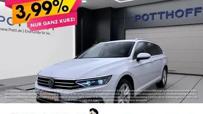 Usado VW Passat Elegance 150 CV (110 kW) 2023 Blanco Familiar