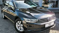 Schwarz Gebraucht 2022 VW Passat Kombi | 20.900 € (Guter Preis)