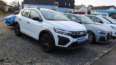 Weiß Neu 2025 Dacia Sandero Essentiel Kleinwagen | 16.000 € (Guter Preis)