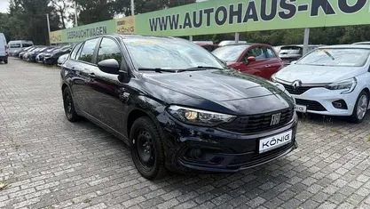 Cinema schwarz Gebraucht 2023 Fiat Tipo Kombi | 19.998 € (Fairer Preis)