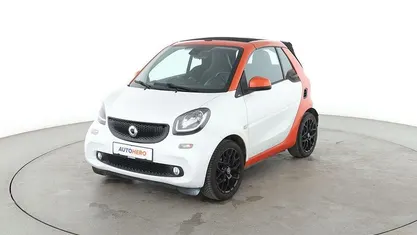 Orange Gebraucht 2016 Smart ForTwo Cabrio Basis Cabrio | 12.220 € (Fairer Preis)