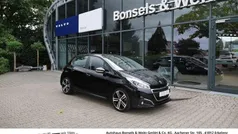 Schwarz metallic Gebraucht 2018 Peugeot 208 Active Kleinwagen | 8.990 € (Etwas zu teuer)