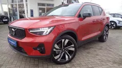 Rot Gebraucht 2024 Volvo XC40 Ultimate SUV | 37.881 € (Fairer Preis)
